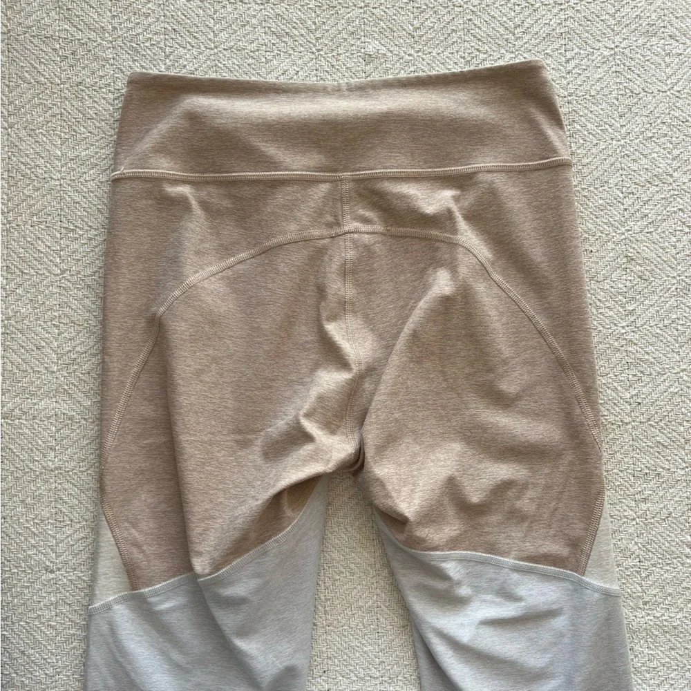 OV | Outdoor Voices Oatmeal Color-blocked Leggings Size Medium - Picture 4 of 6